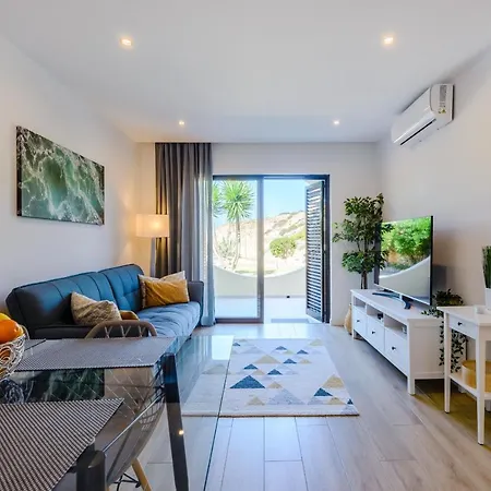 The Little Paradise With Sea Views 아파트